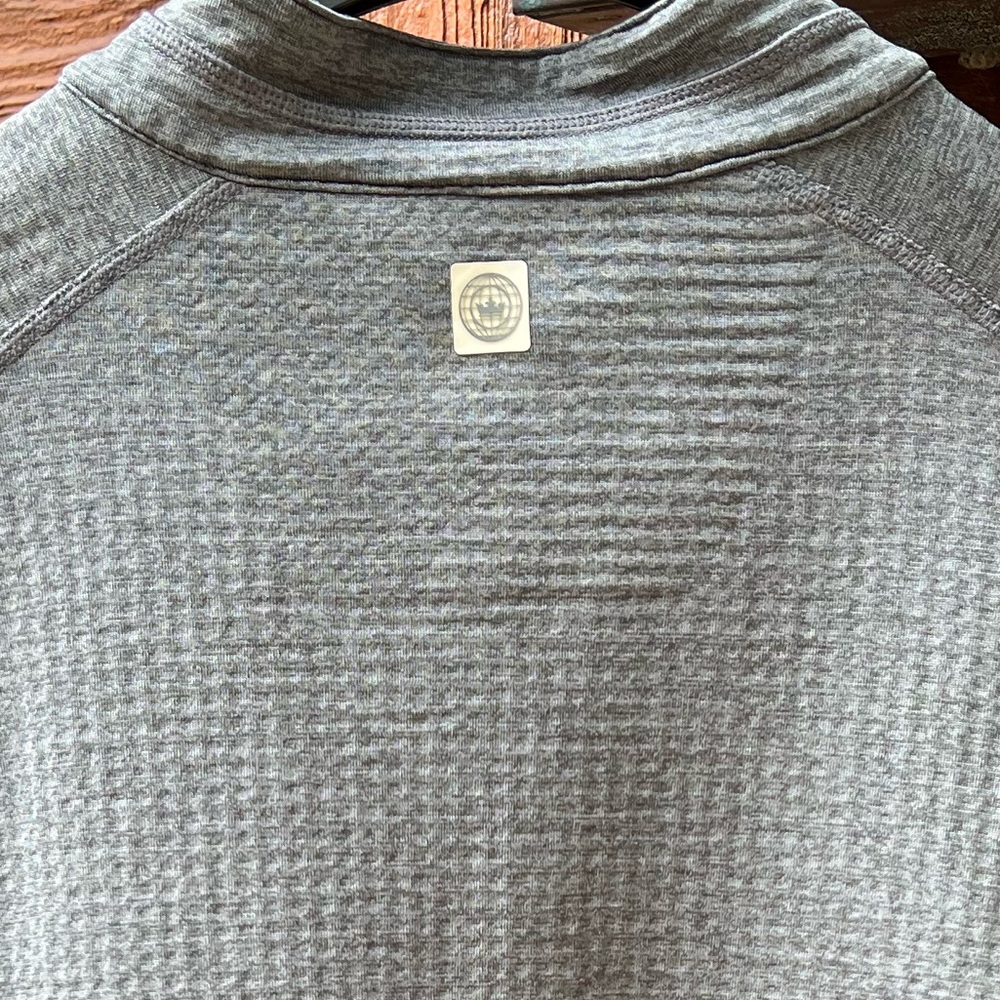Peter Millar 1/4 Zip Gray Pullover Sweatshirt Act… - image 5